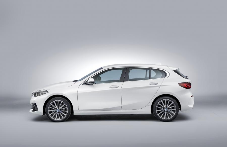  BMW 118i Sportline (F40) 2019 года  (WW) (фото 44 из 81)